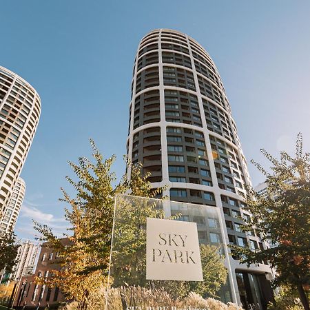 Skau Blue Residence In Sky Park 21 Floor 2 Tower Panoramic View Free Parking Bratislava Exteriér fotografie