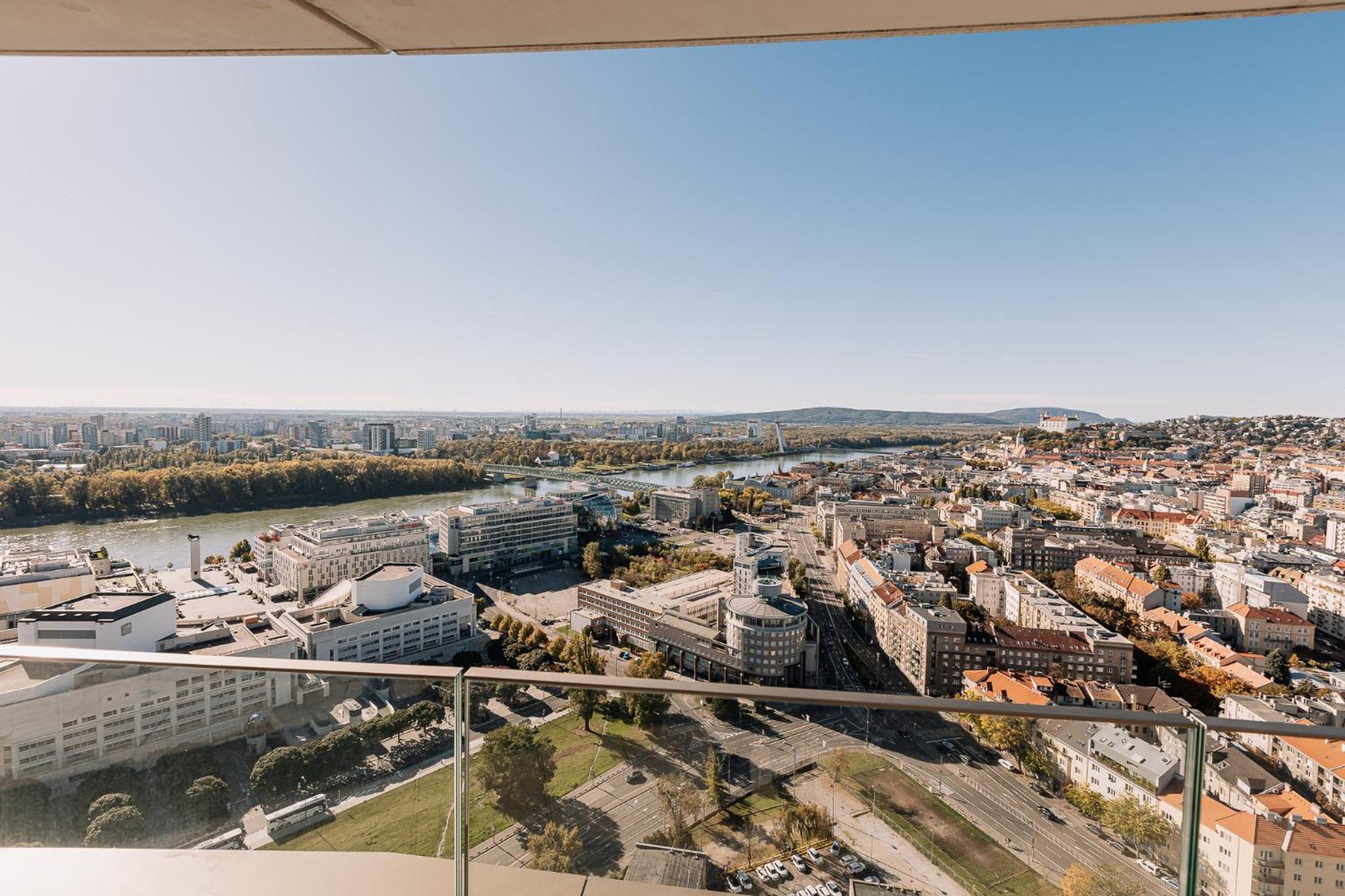 Skau Blue Residence In Sky Park 21 Floor 2 Tower Panoramic View Free Parking Bratislava Exteriér fotografie