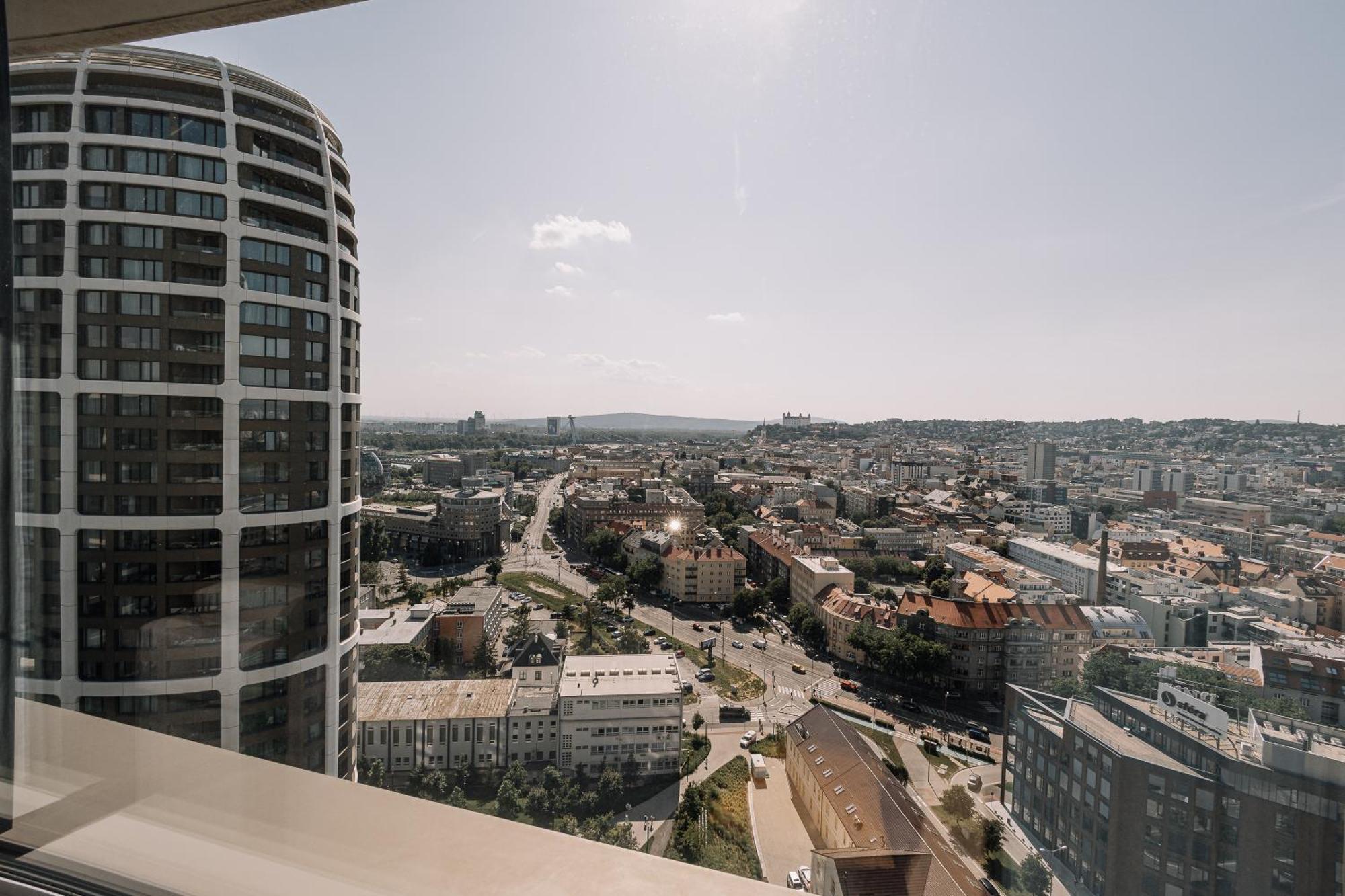 Skau Blue Residence In Sky Park 21 Floor 2 Tower Panoramic View Free Parking Bratislava Exteriér fotografie